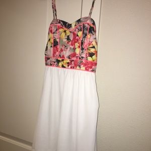 Mini dress